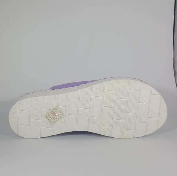NR Rapisardi Purple Wedge with Criss Cross Bands - Picture 4 of 4